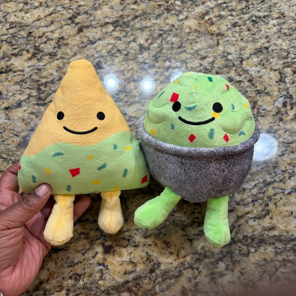 Frankford Tortilla Chip and Guacamole Bowl Plush Set Novelty Food Stuffed Toys